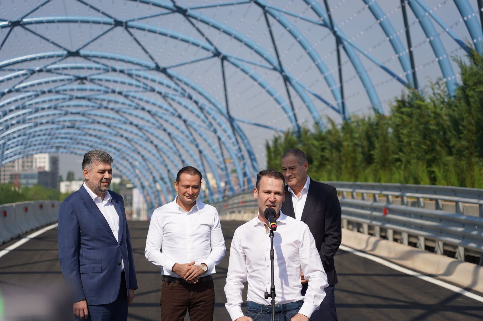 A fost deschis pasajul Autostrăzii Soarelui (A2) din Sectorul 3. Primarul Robert Negoiță: Acest pasaj salvează vieți!